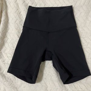 Lululemon Wunder Train High rise biker shorts